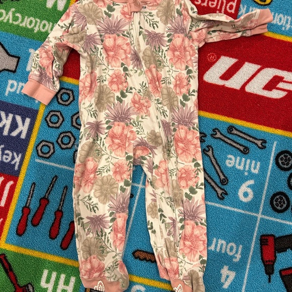 Burt's Bees Other - Burt's Bees Pink Floral Kids Footie